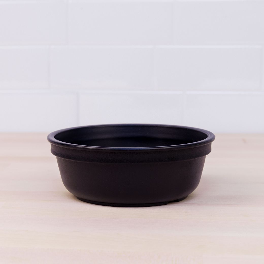 black replay bowl for kids made from recycled plastic - Mikki and Me Kids