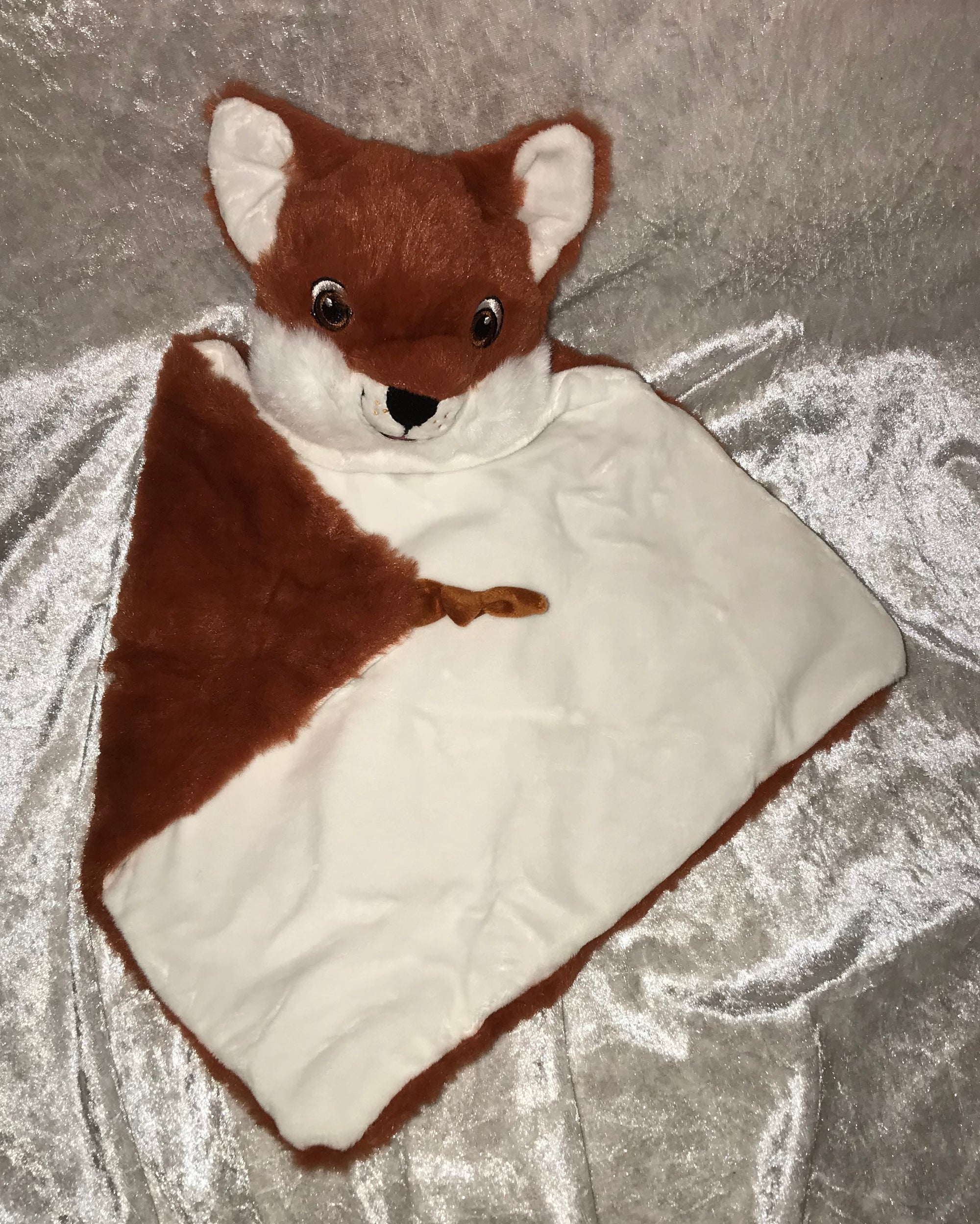 Personalised embroidered keepsake comforters, able to have a name, birthday, weight sewn onto the comforter. Great baby gift. - Mikki and Me Kids