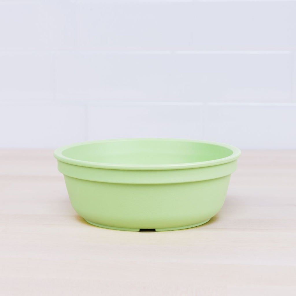 leaf replay bowl for kids made from recycled plastic - Mikki and Me Kids