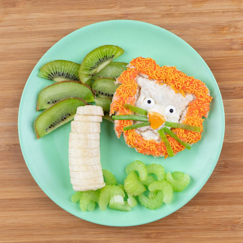 lion lunch punch sandwich cutters - Mikki and Me Kids