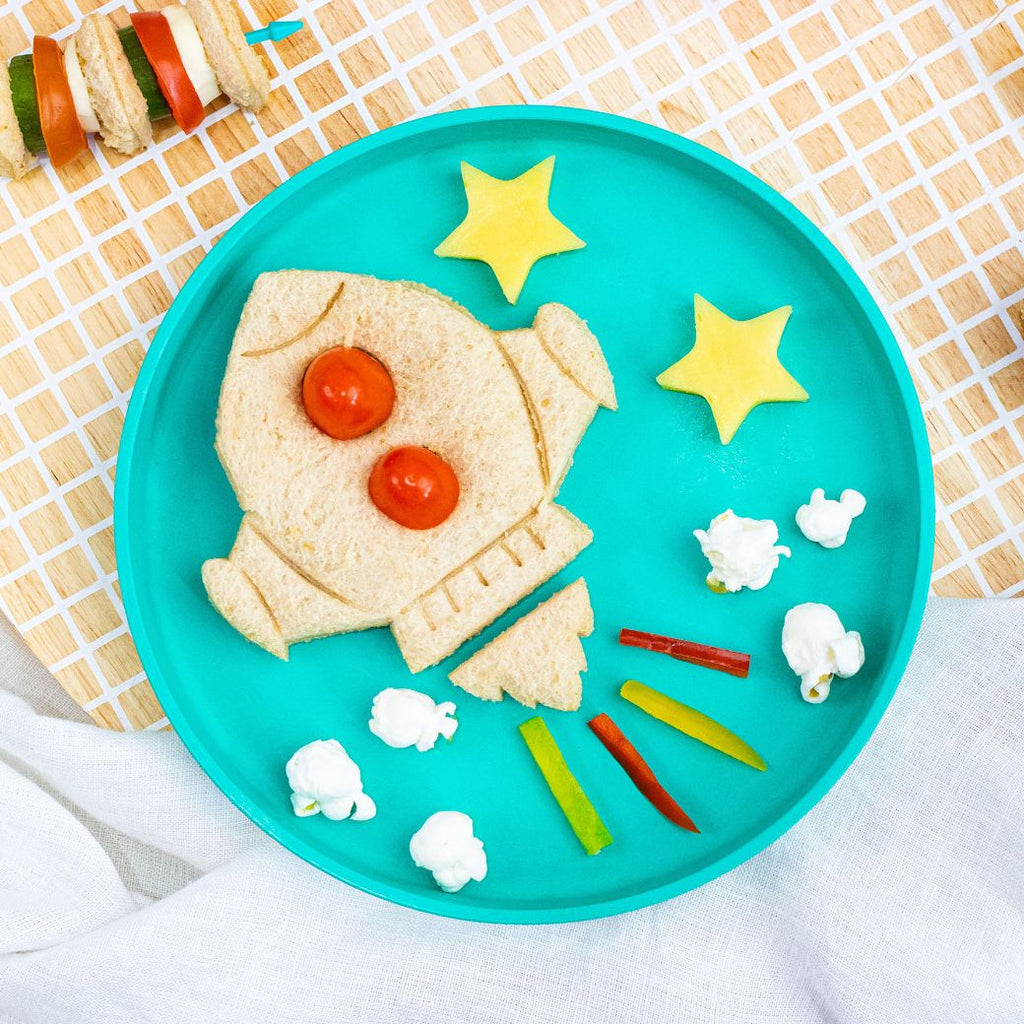 space lunch punch sandwich cutters - Mikki and Me Kids